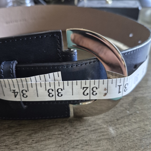 Ann Taylor Black Belt with Gold Buckle - Picture 16 of 16